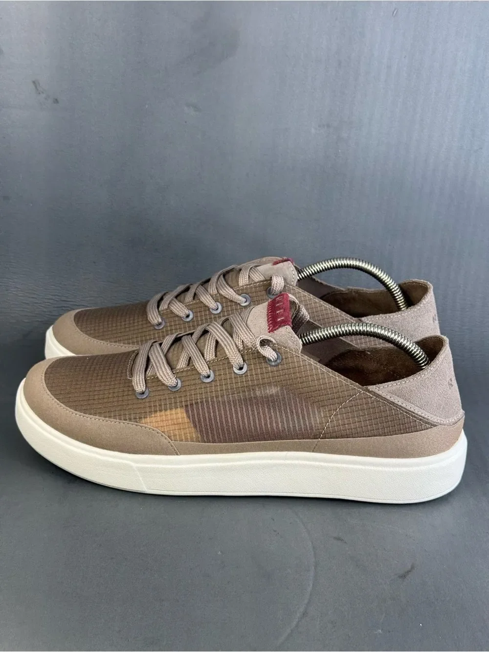 Reef Mens Navigator Fossil Maroon sneaker shoes size 12 new